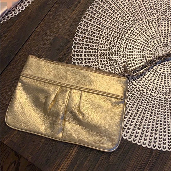 Gold clutch/wristlet - Picture 1 of 2